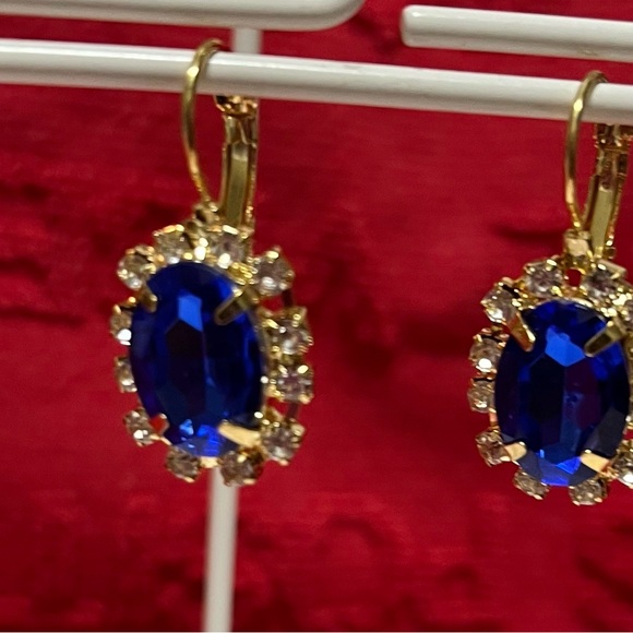 None Jewelry - Bright faux zaphire & gold tone earrings nwot